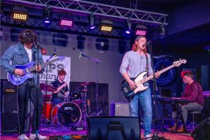 The-Dead-Queens_Earps-Ordinary-300×200